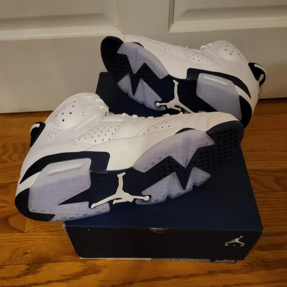 Jordan 6 Retro Midnight Navy
